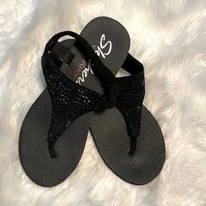 Trying to down size my closet to be more organized!